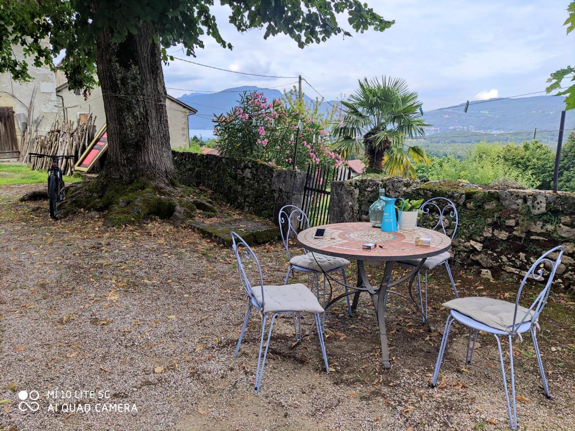 Holiday home Du Vent Dans Les Arbres -120m2 Belle Vue Sur Le Chindrieux